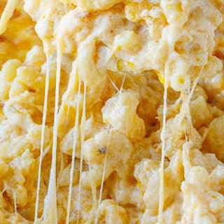 Small 4 Cheese Mac (Macarrones Pequeños con Cuatro Quesos)