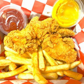 3 Tenders & Small Fries (3 Tiras de Pollo y Papas Fritas Pequeñas)